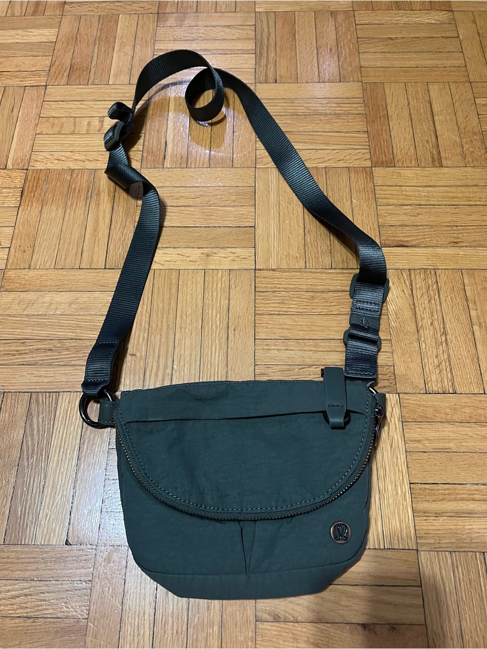 Lululemon festival bag mini